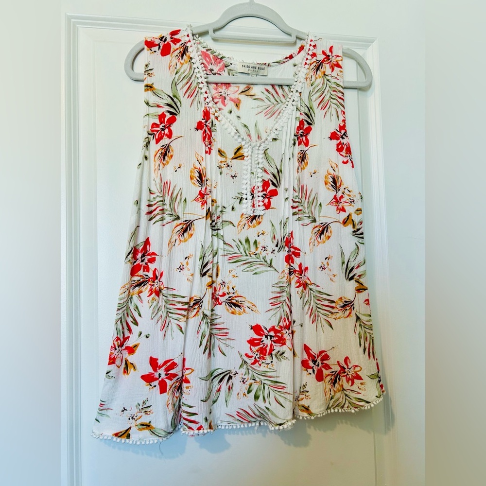 Tropical Floral Trim Tank Top